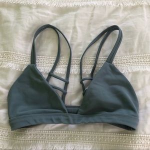 Benoa Lei top. Size medium